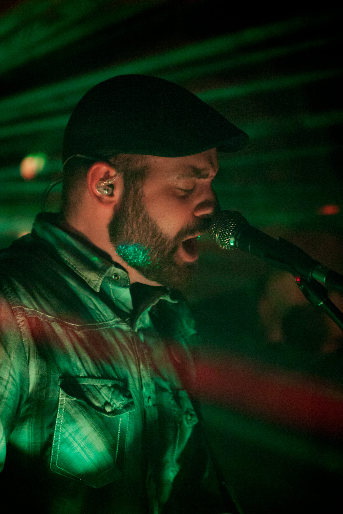 Post Paradise on Stage – Local music performance captured on stage.